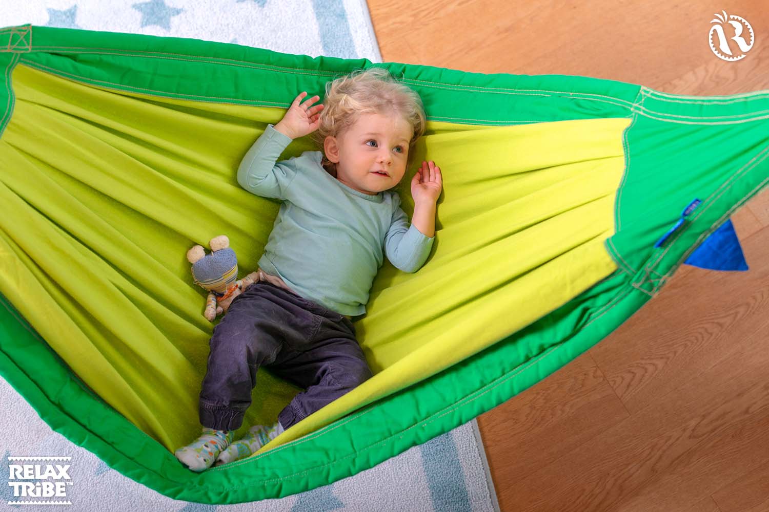 moki-froggy-kids-hammock-pure-organic-cotton-with-suspension-max-80kg-lime-green-indoor-baby