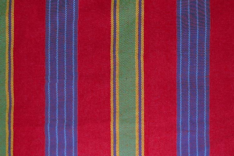 pattern-cayenne-weatherproof-hammock-multicolor-red-textile-detail