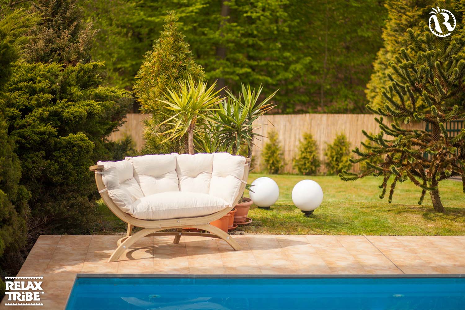 siena-due-natura-double-family-home-garden-xl-lounge-sofa-fsc-wood-cushion-weatherproof-white-cream-pool-patio-decor