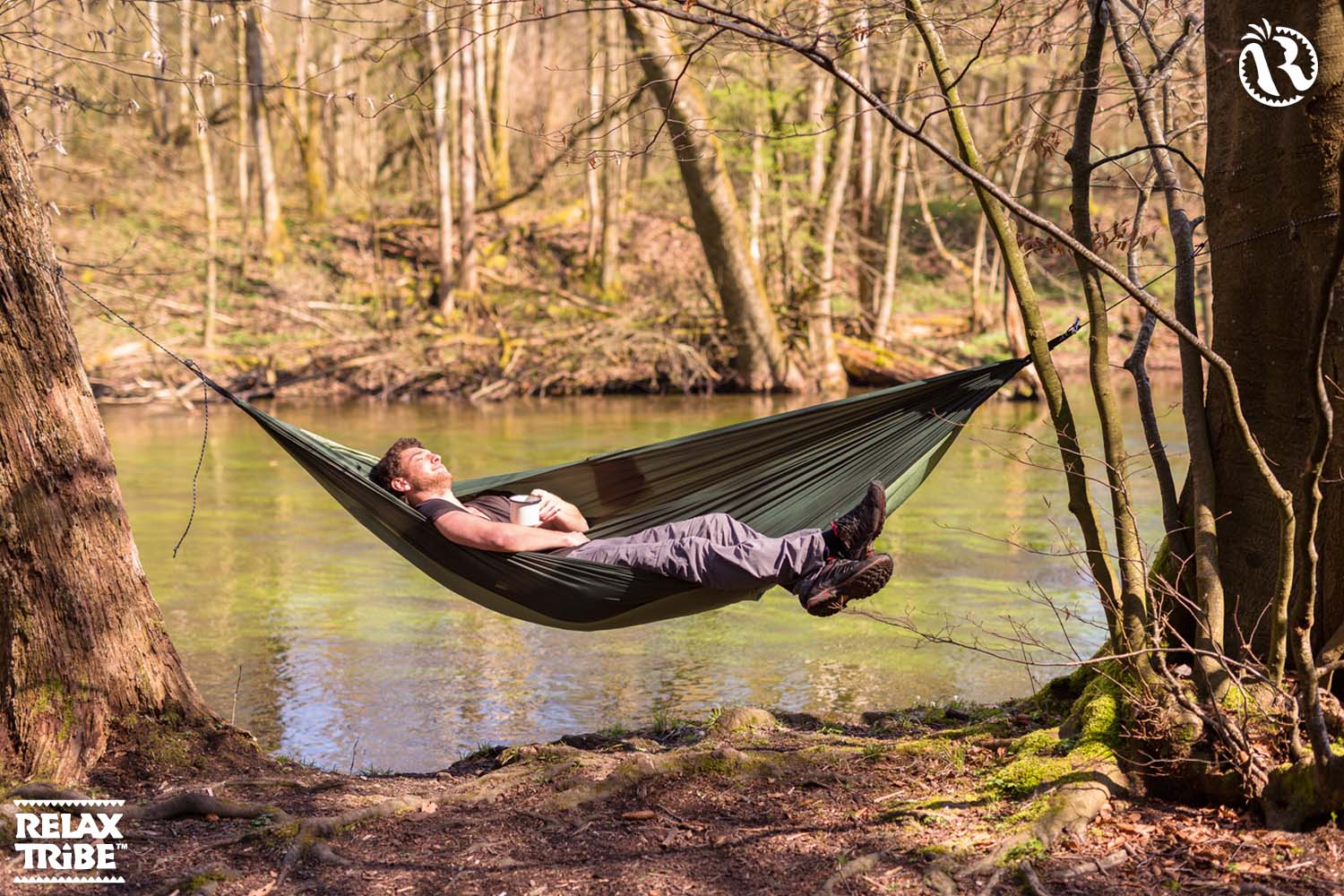 silk-traveller-thermo-single-portable-travel-hammock-thermal-pocket-outdoor-camping-olive-green-river-trees
